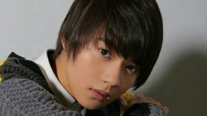 佐野は1998年3月23日生まれの愛知県出身で、この春20歳を迎える。